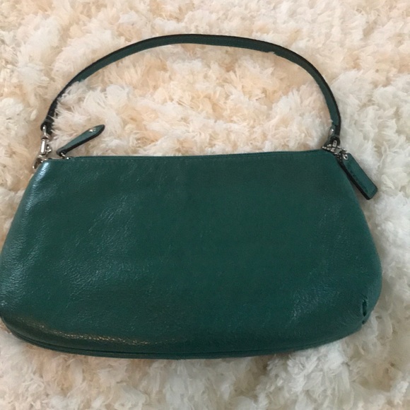 100% Authentic COACH mini purse for wrist/shoulder - Picture 2 of 4